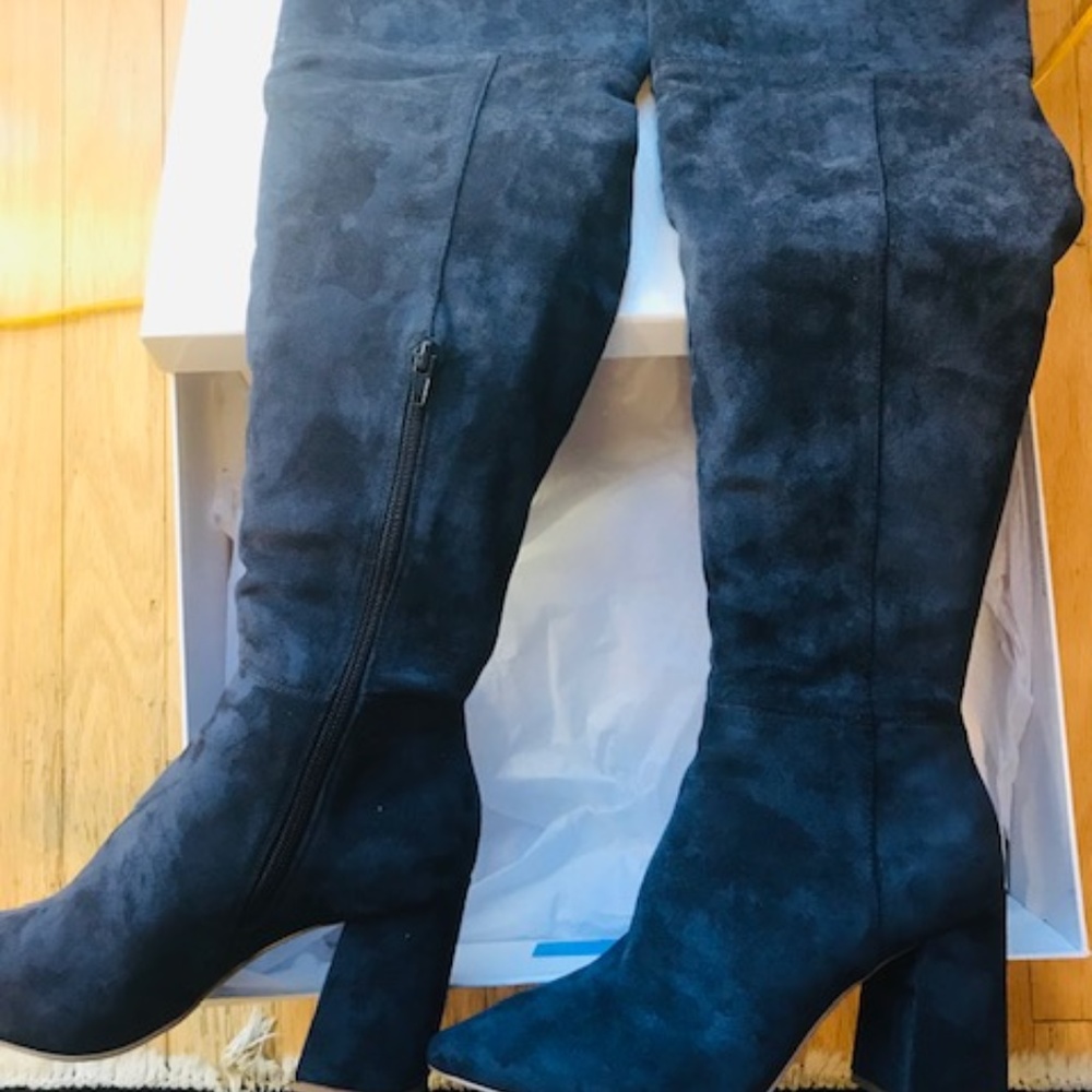 NWOT Neiman Marcus Over the Knee Suede Boots - 7M - Picture 1 of 7